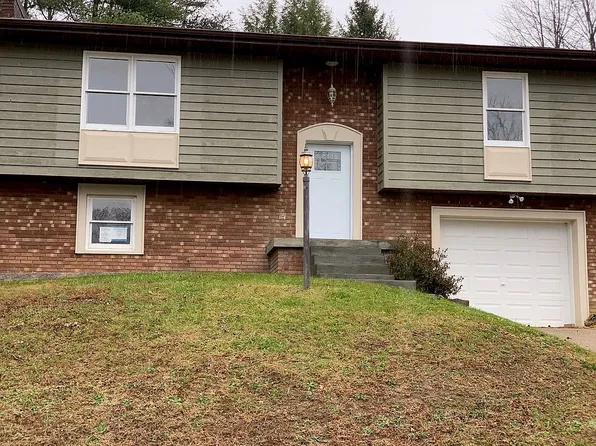 77 Cambridge Dr, Culloden, WV 25510