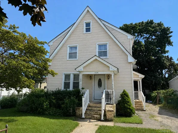114 Leonard Avenue, Freeport, NY 11520