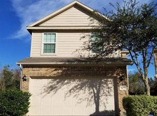 9426 Valley Tree Ln, Houston, TX 77075