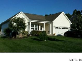 106 Burning Hollow Dr, Chittenango, NY 13037