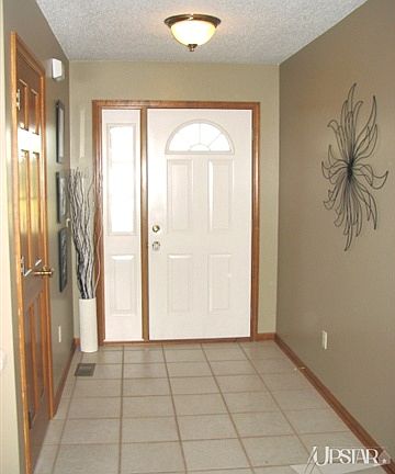 4th image of 324 Willard Dr