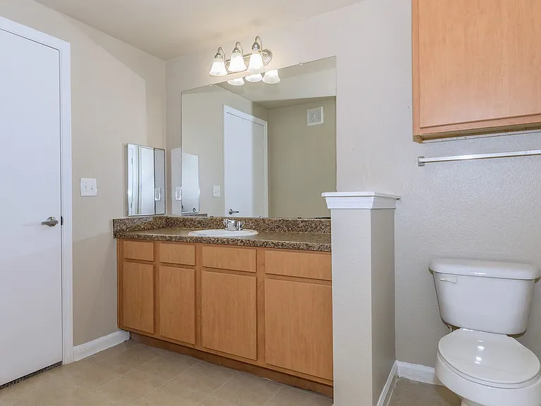 Amelia Parc — Photo 16