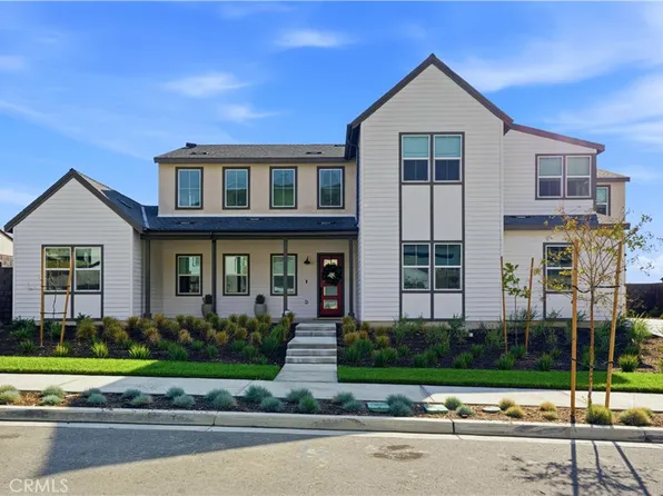 15957 Butterfly Dr, Fontana, CA 92336