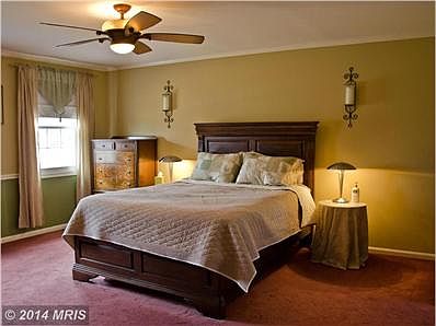 Bedroom (Master)