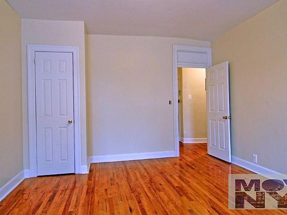 4th image of 1630 Undercliff Ave APT B6