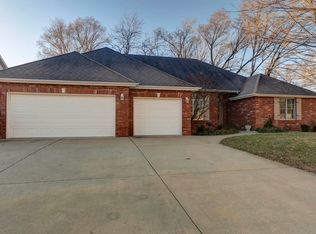 2606 E Cherryvale St, Springfield, MO 65804