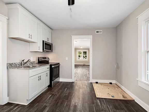 5th image of 1076 Humboldt Ave