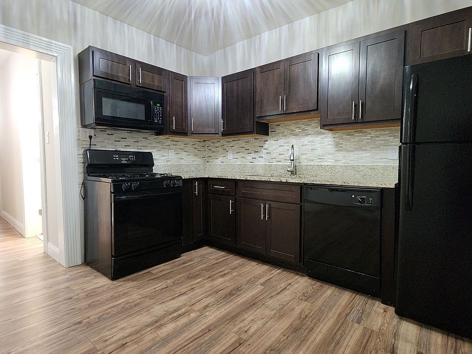 1st image of 1029 Central Ave #173