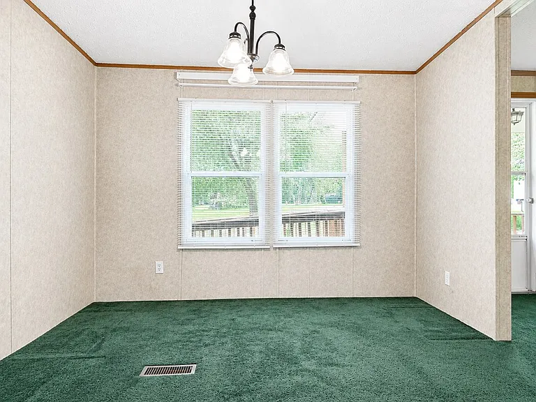2455 Windle Community Rd — Photo 11
