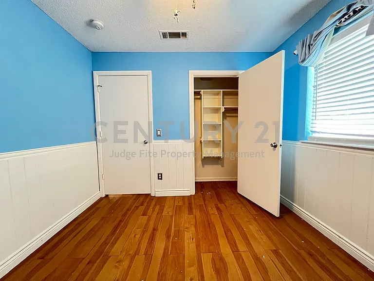 631 Stagecoach Dr — Photo 14