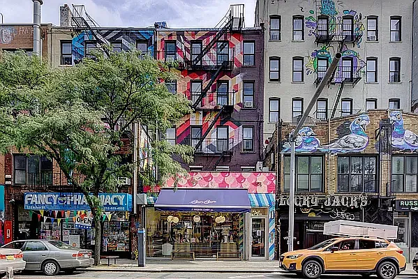 Rented by REAL New York | media 12