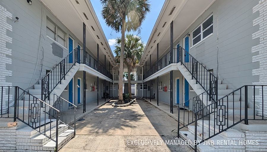1st image of 1029 Caliente Dr #2B-1BA-690SQFT