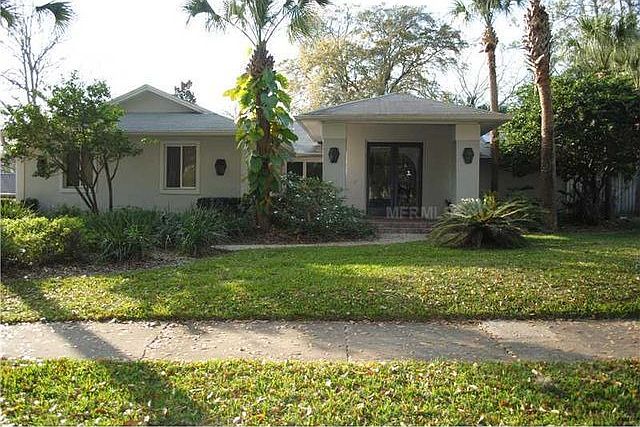 1st image of 917 Versailles Cir