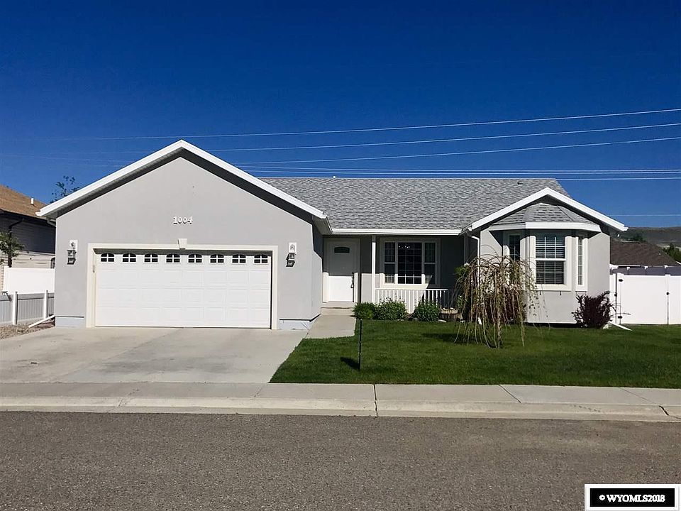 1st image of 1004 Peachwood Dr