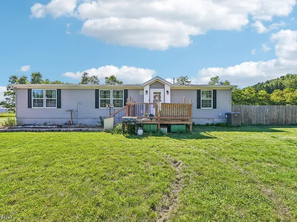 145 Arbor Rd NW, Minerva, OH 44657