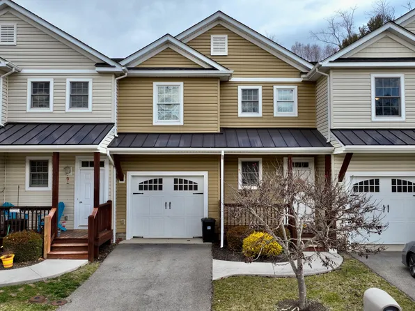 159 Eloise Cir, White Sulphur Springs, WV 24986