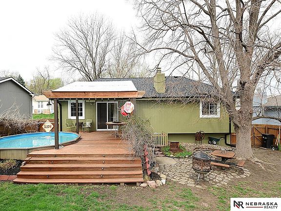 4th image of 411 Laredo Rd