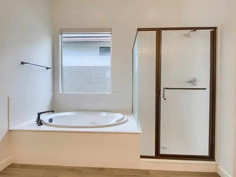1005 E Paseo Way — Photo 43