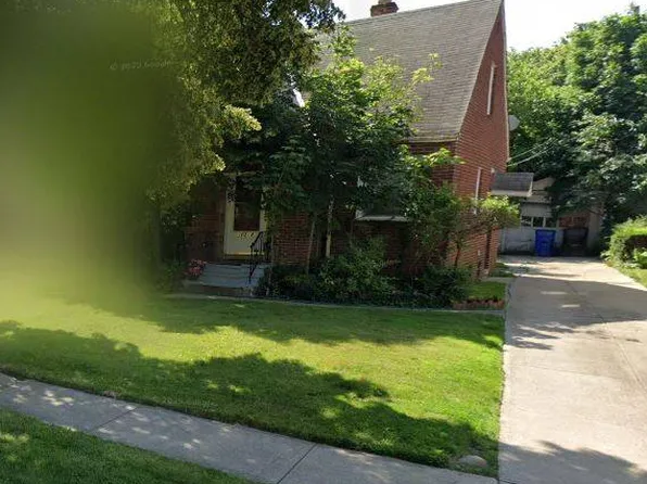 18314 La Salle Rd, Cleveland, OH 44119