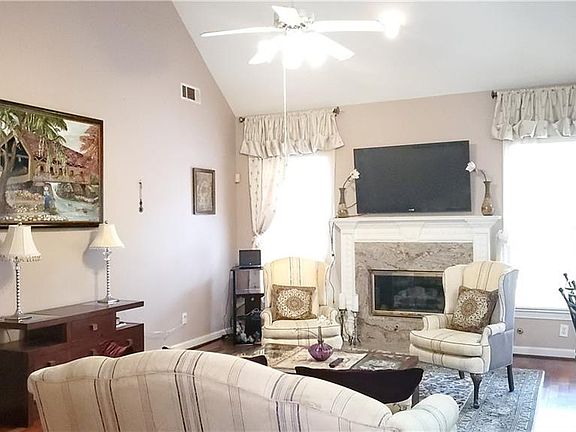 2nd image of 1210 Arbor Creek Dr
