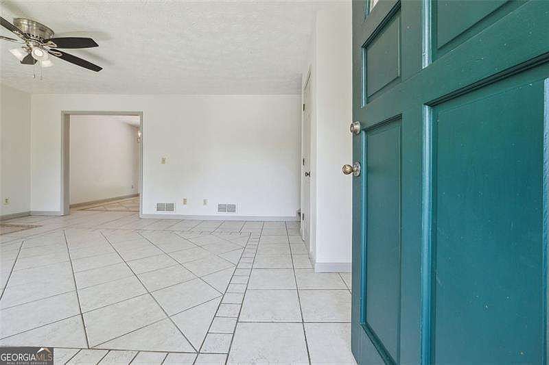 1st image of 1532 Daniel Ln