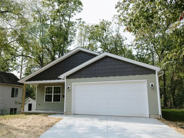 114 S 4th St, Festus, MO 63028