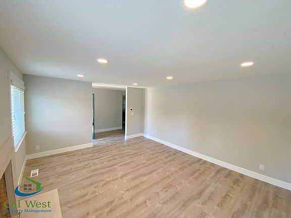 5th image of 4119 Wilkie Ct