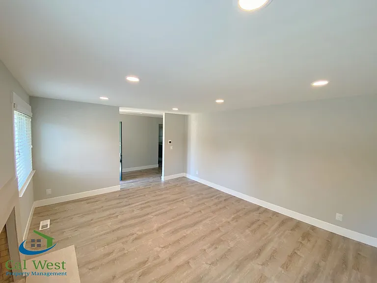 4119 Wilkie Ct — Photo 5