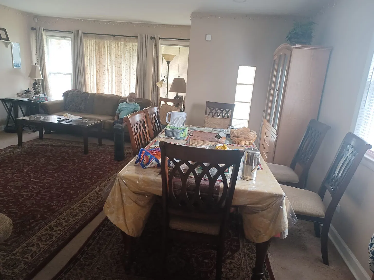 3 bed, 1208 sqft, $3,500 — Photo 3