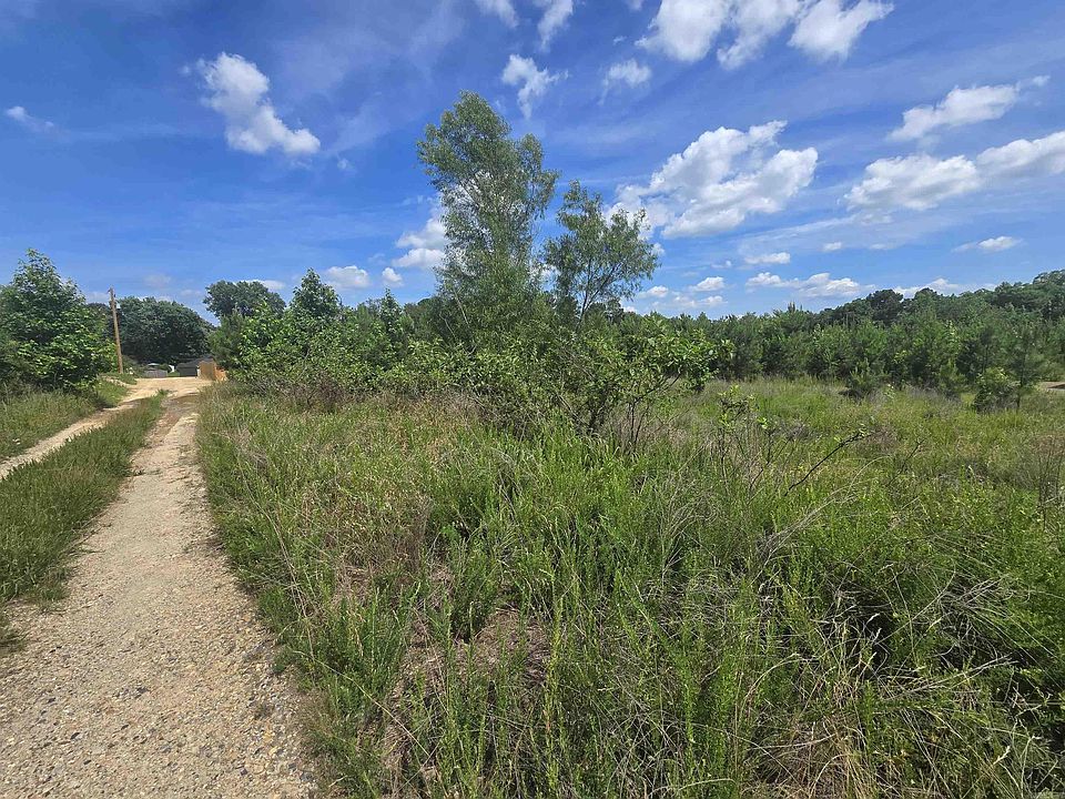 1st image of Wilson Lake Ln