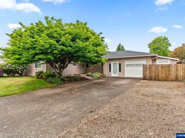 2120 NW Kings Blvd, Corvallis, OR 97330
