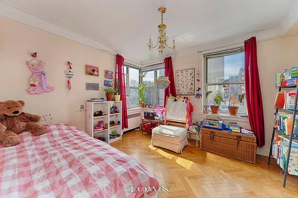 Sold by Town Residential | media 15