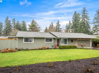 15781 NE Holladay St, Portland, OR