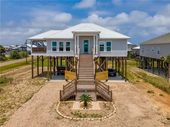 2024 Bienville Blvd, Dauphin Island, AL 36528