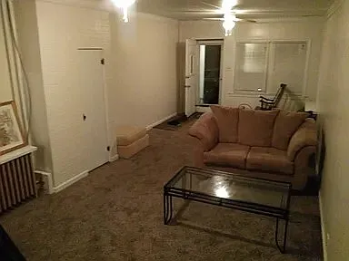 6 E Pine St — Photo 3