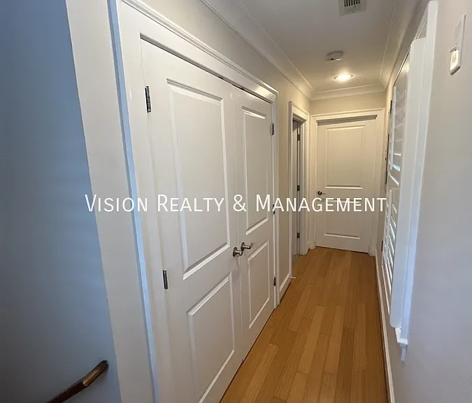 977 Cummings St SE — Photo 22
