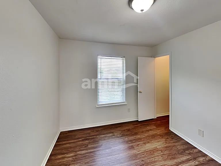 10731 Judie Allen — Photo 12