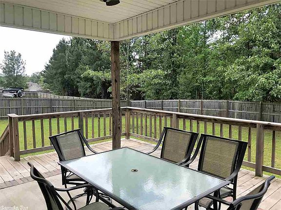 4th image of 17 Abby Ln