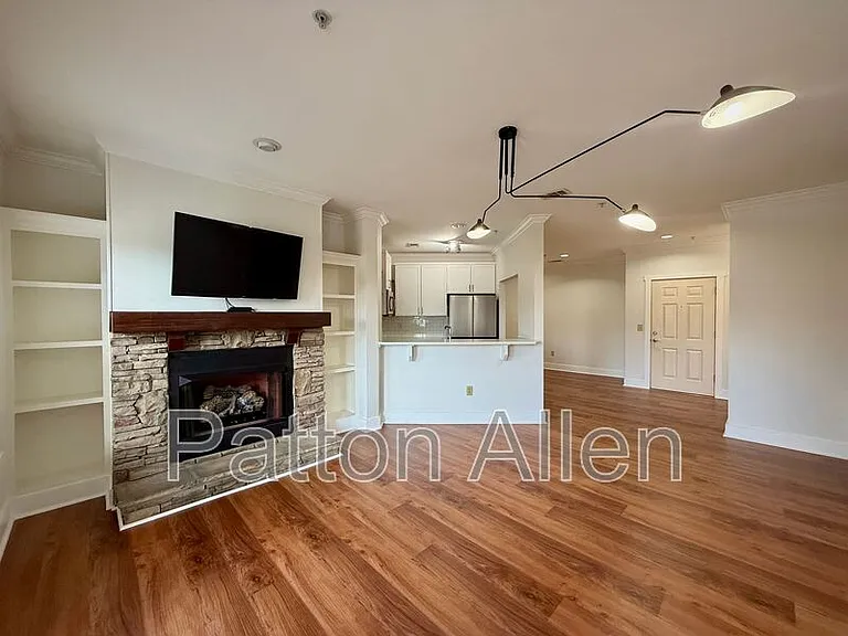 9 Kenilworth Knl #202 — Photo 6