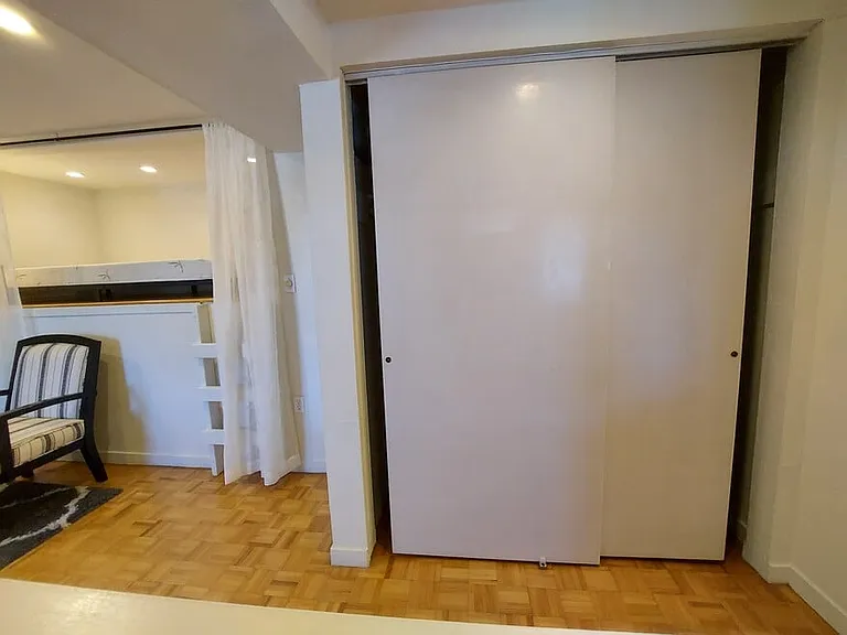 3565 Mission St #C — Photo 7