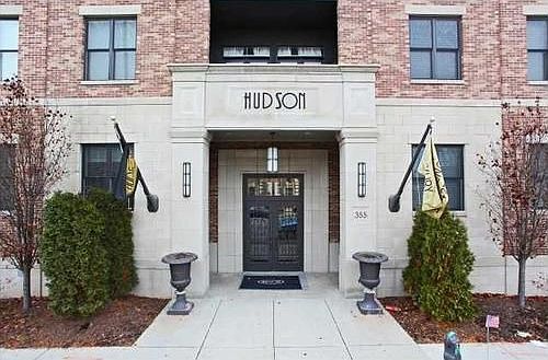 1st image of 355 E Ohio St Unit 115
