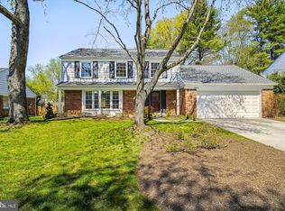 10910 Candlelight Ln, Rockville, MD 20854