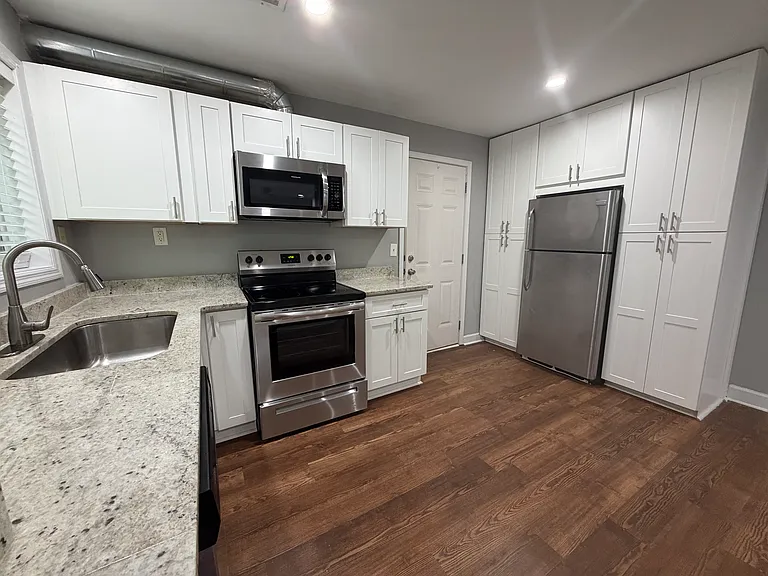 436 Sycamore Dr #436 — Photo 24