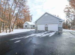 4917 Chickadee Ln, Stevens Point, WI 54482