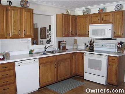 Kitchen cabinetry and appliances