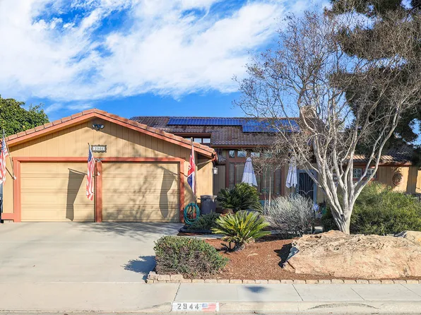 2944 W Ashland Avenue, Visalia, CA 93277