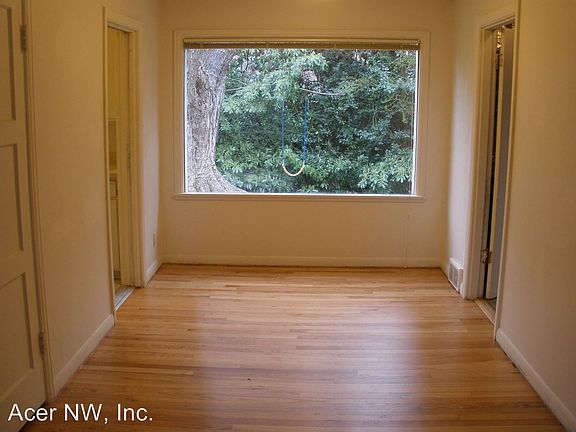 5th image of 7744 31st Ave NE
