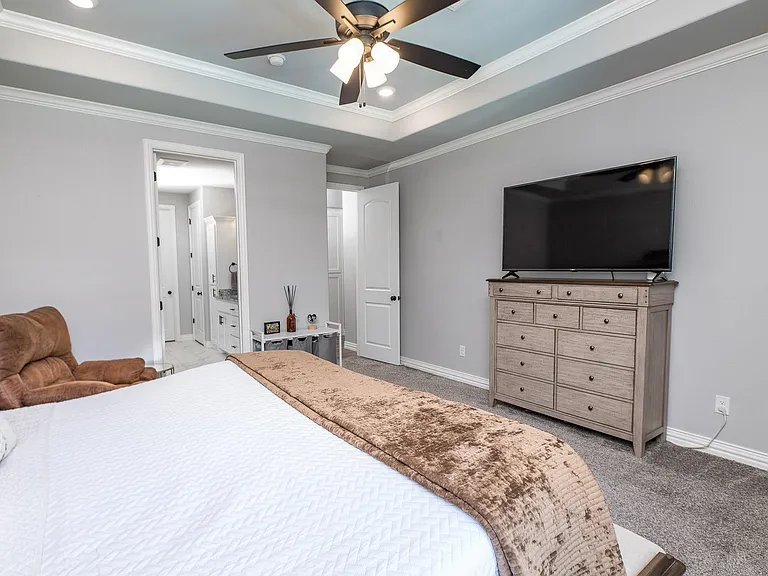 4811 Saddleback Ln — Photo 16