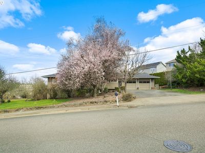 15995 SW Roshak Rd, Portland, OR, 97224