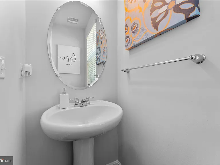 9611 Silver Bluff Way — Photo 17